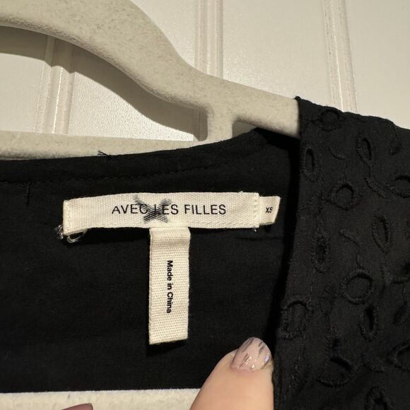 Anthropologie Avec Les Filles Black Bell Sleeve Cotton Eyelet Dress Size XS - Picture 5 of 7